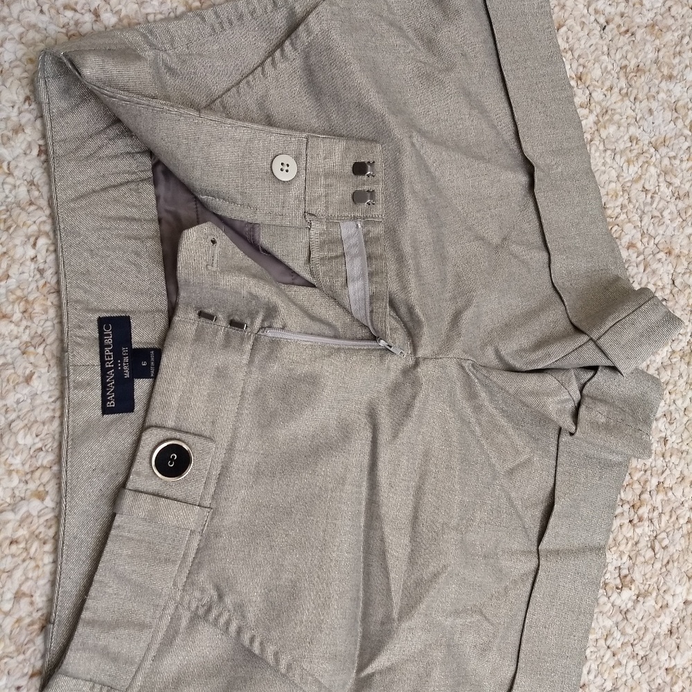 Banana Republic dressy shorts size 6